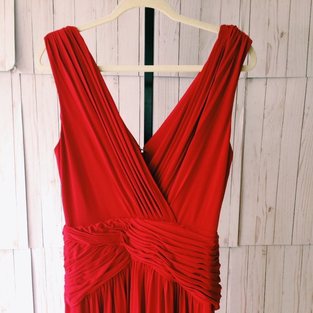 NWT BCBGMax Azria Kaeya V-Neck Draped Gown